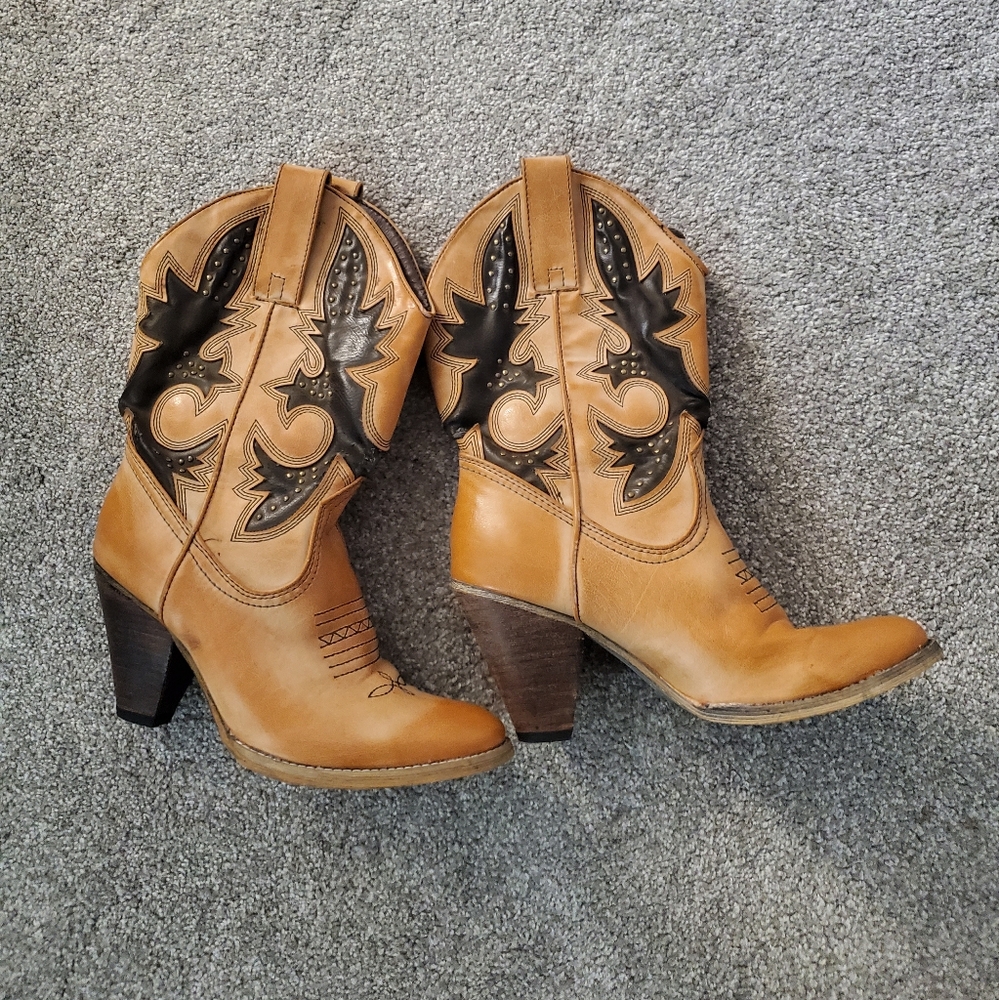 Very Volatile Tan and Black Heeled Boots
